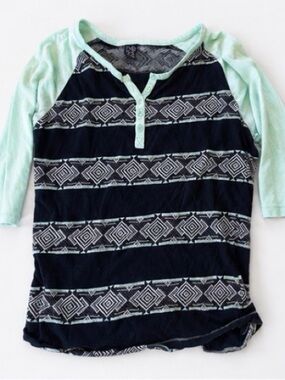 Empyre Black and Mint Geometric Raglan Henley